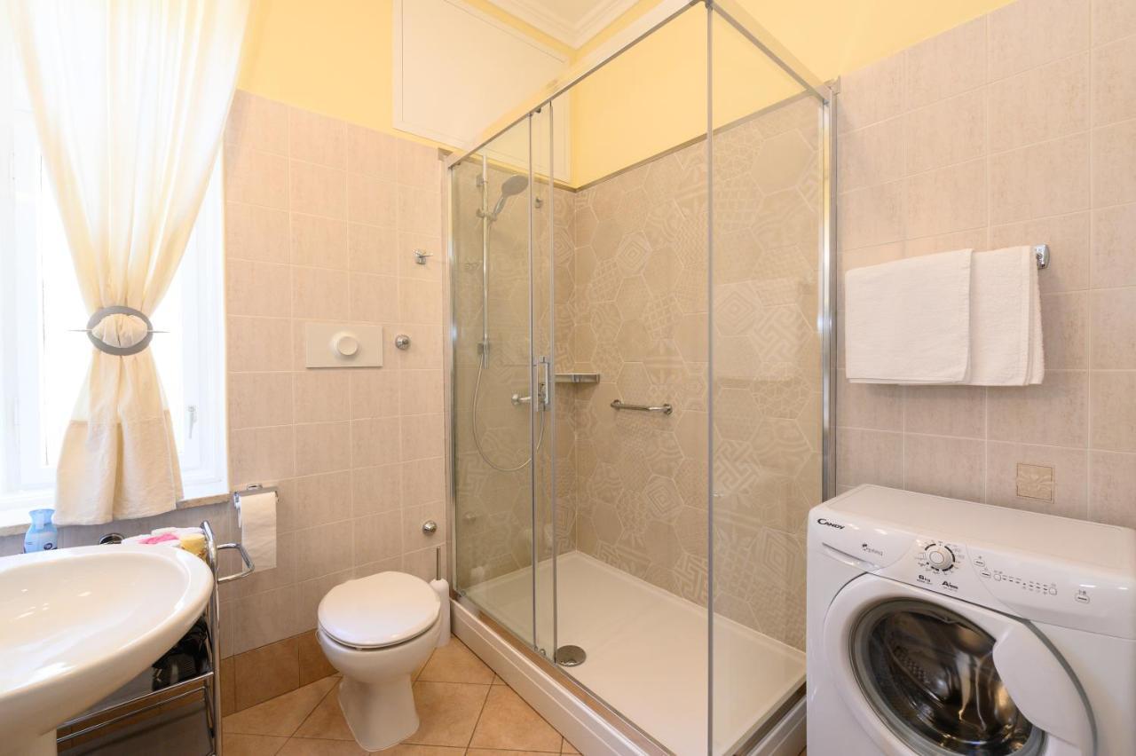 Salona Apartment