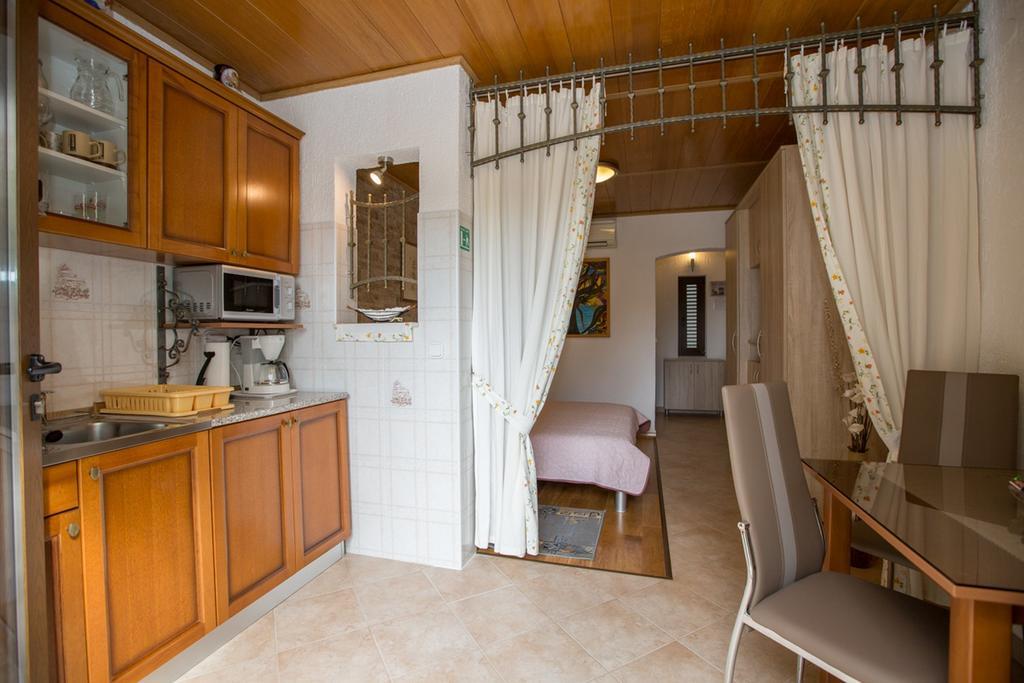 Apartment Salona *